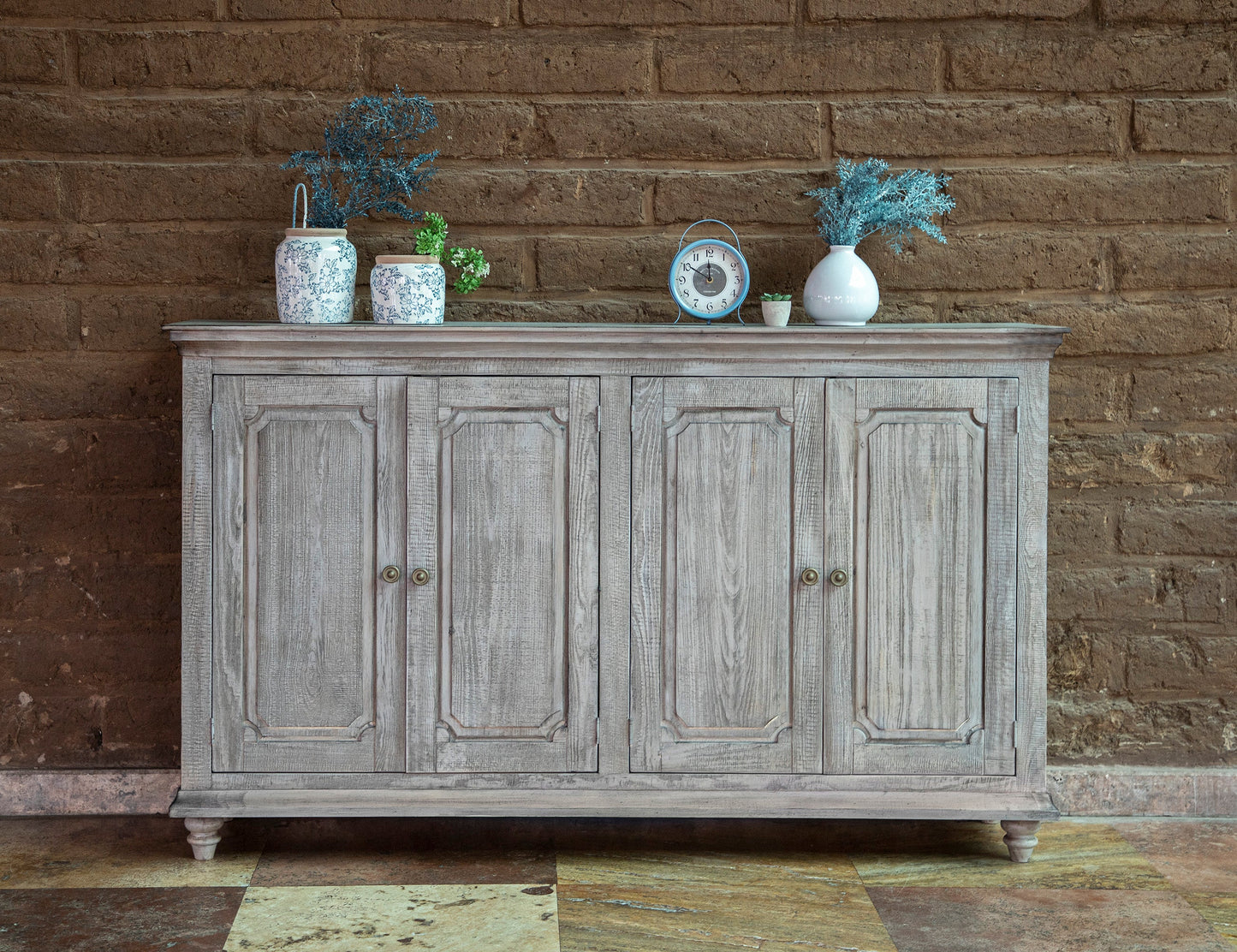 4 Doors Console - Gray