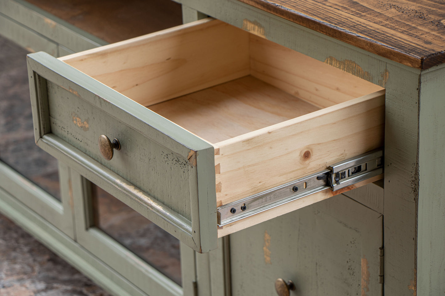 2 Drawers 4 Doors, Console - Sage Green