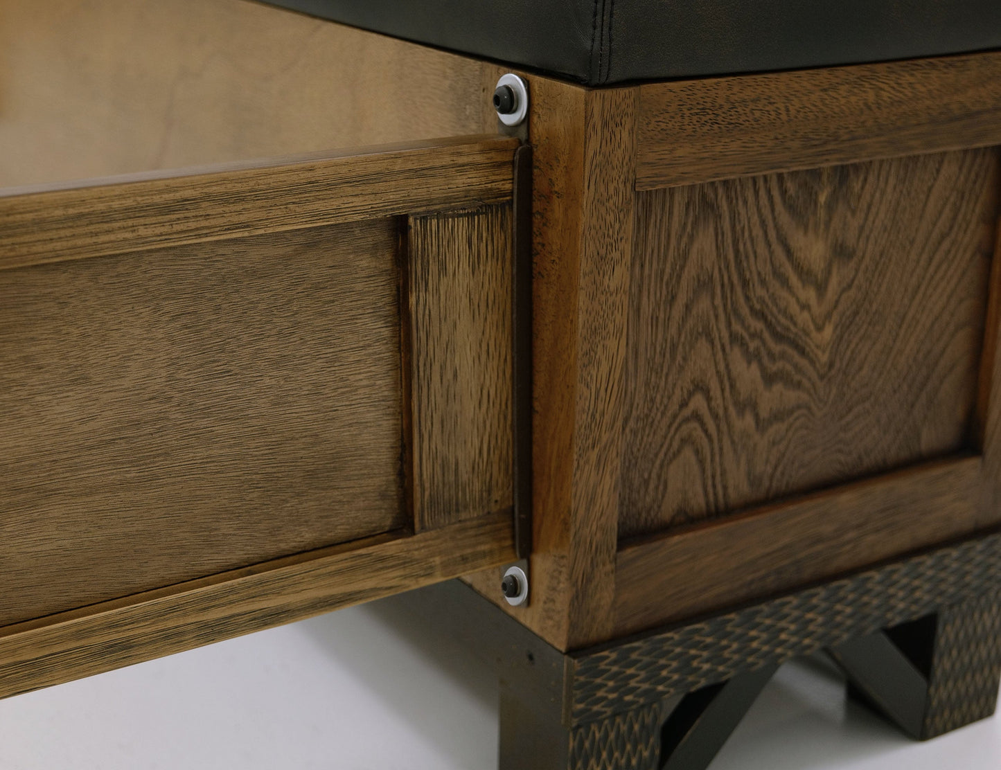 6/6 Eastern King footboard bench with three cubbies for storage - Walnut Brown