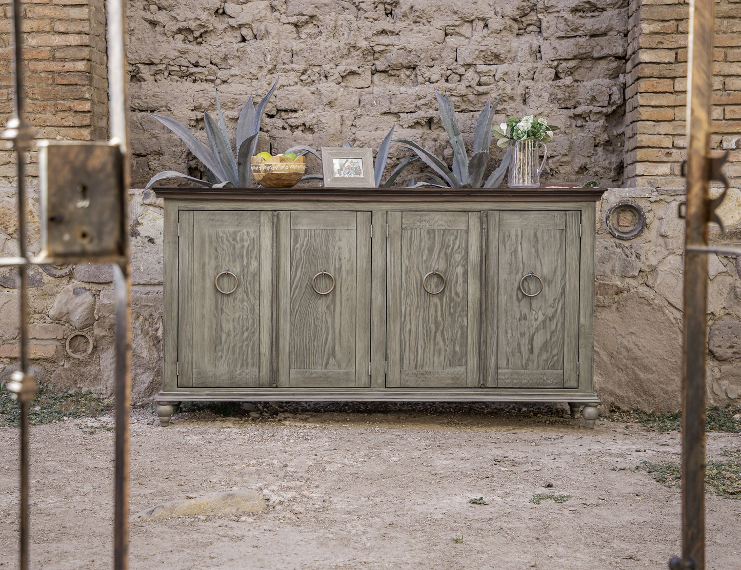 4 Doors Console - Olive
