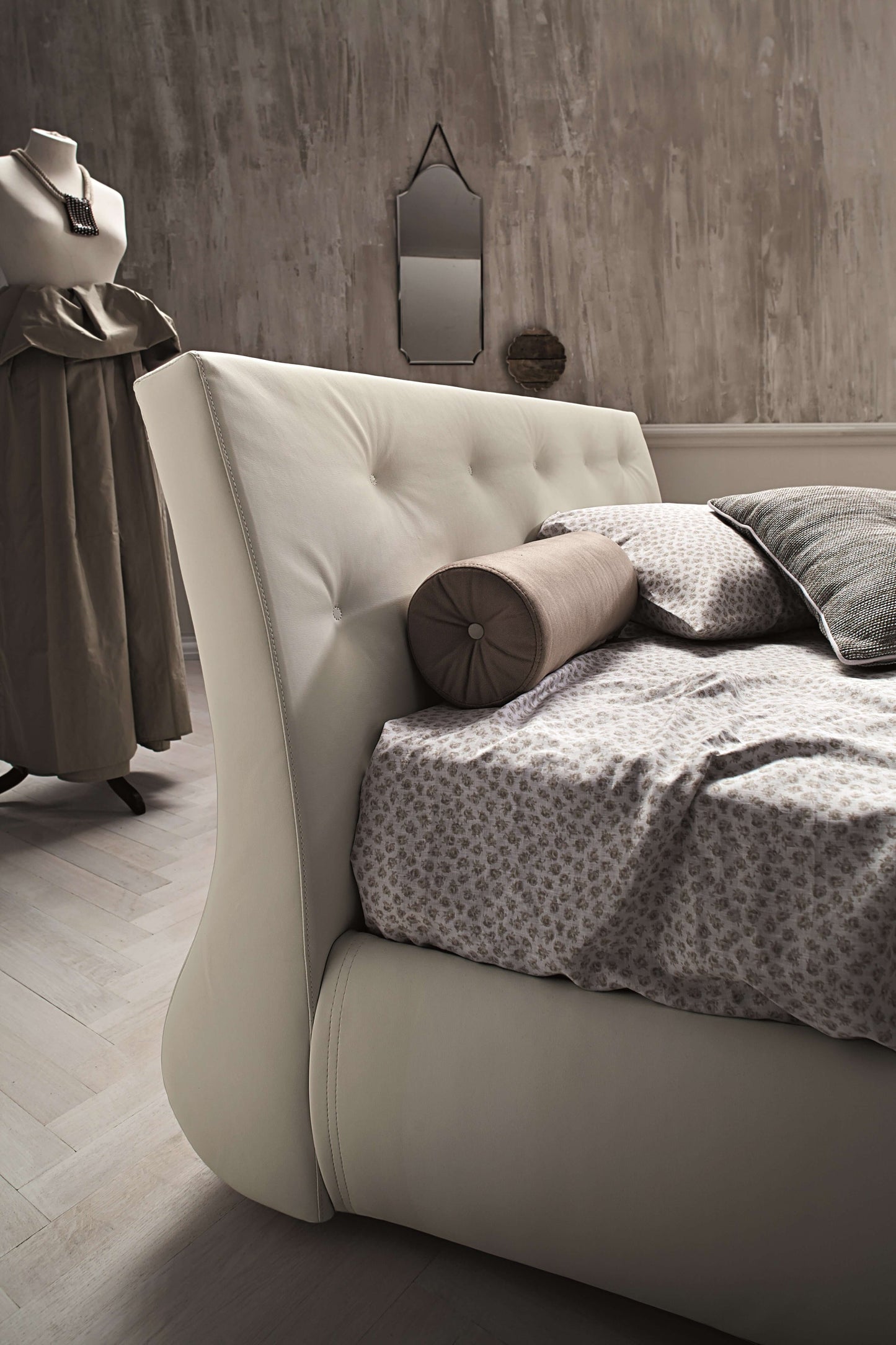 Gap Storage Bed