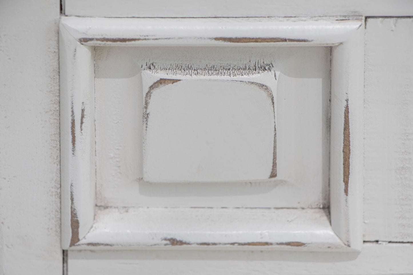 3 Drawer 2 Door Gentleman's Chest - Distressed White