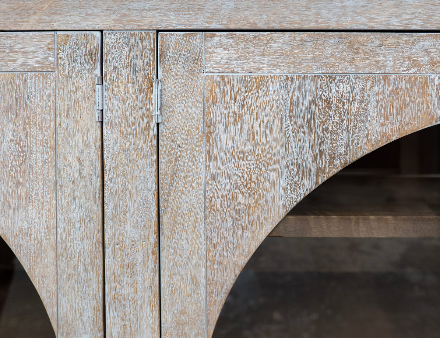 4 Door Console - White Wash