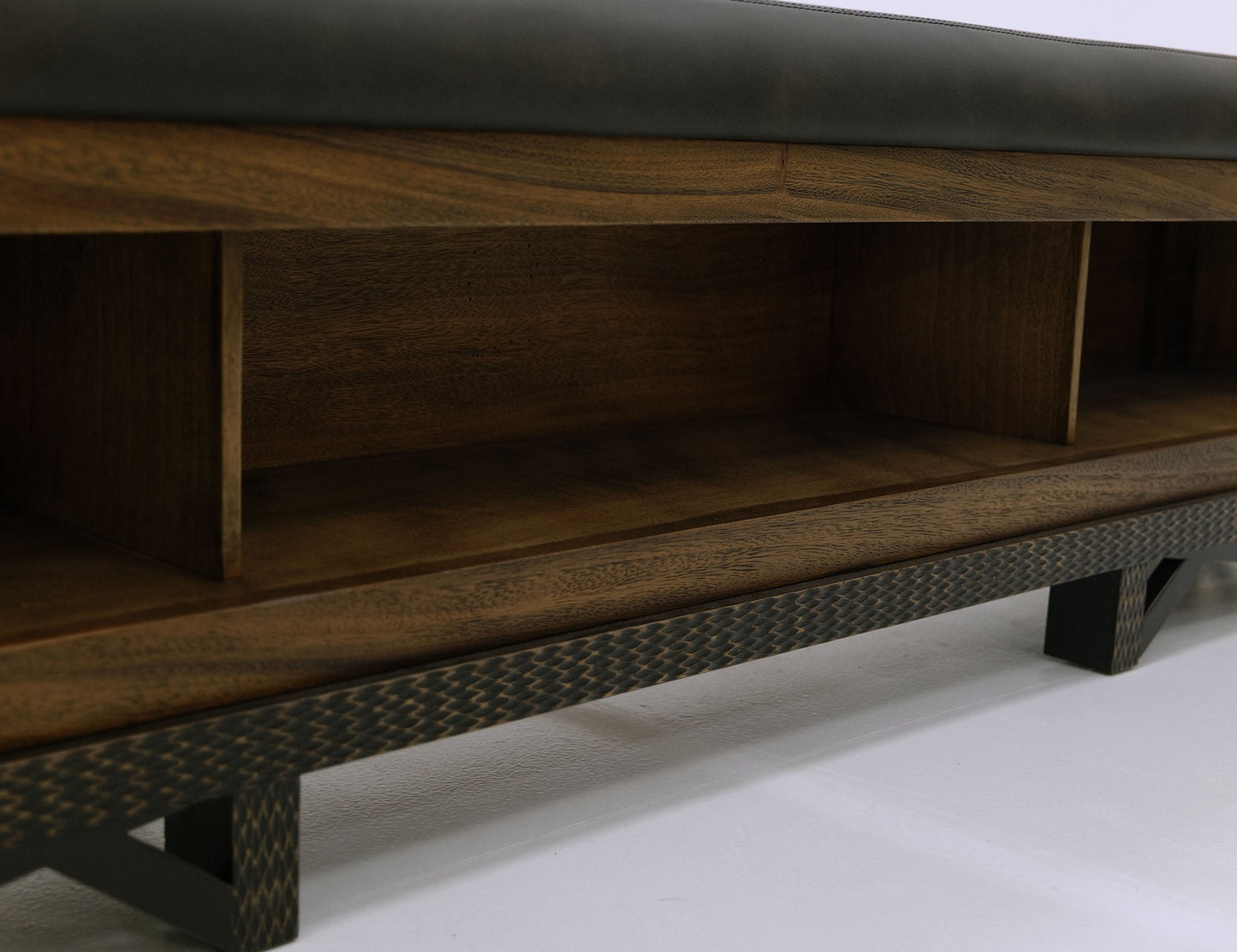 6/6 Eastern King footboard bench with three cubbies for storage - Walnut Brown