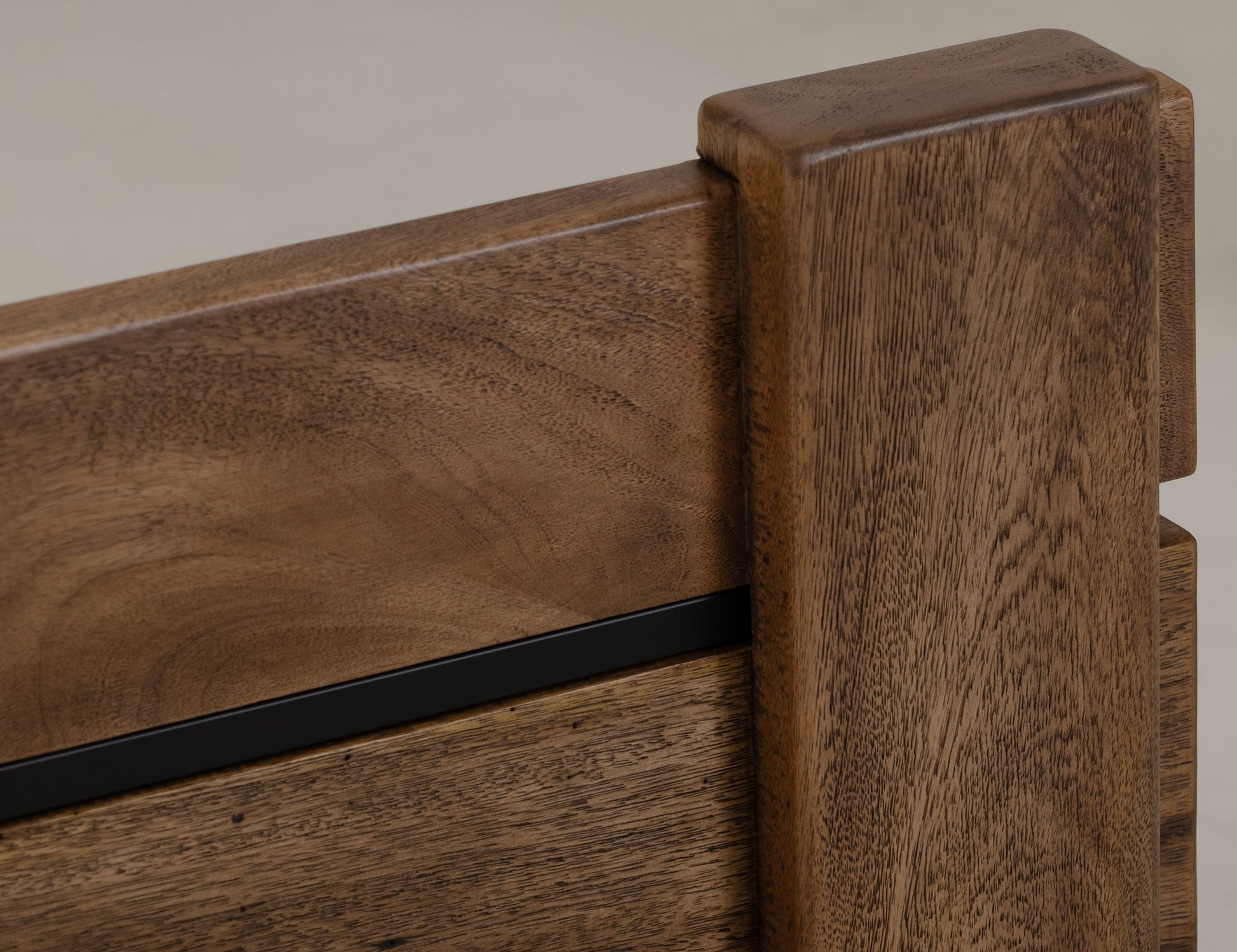 6/6 Eastern King Platform - Barrel Brown