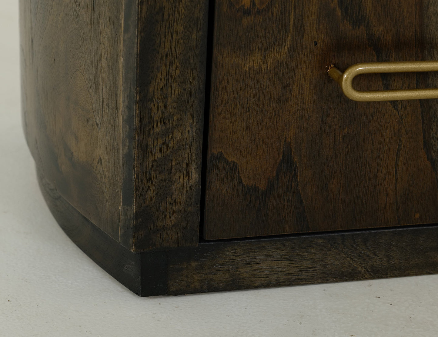 7 Drawer, Console - Oil Black