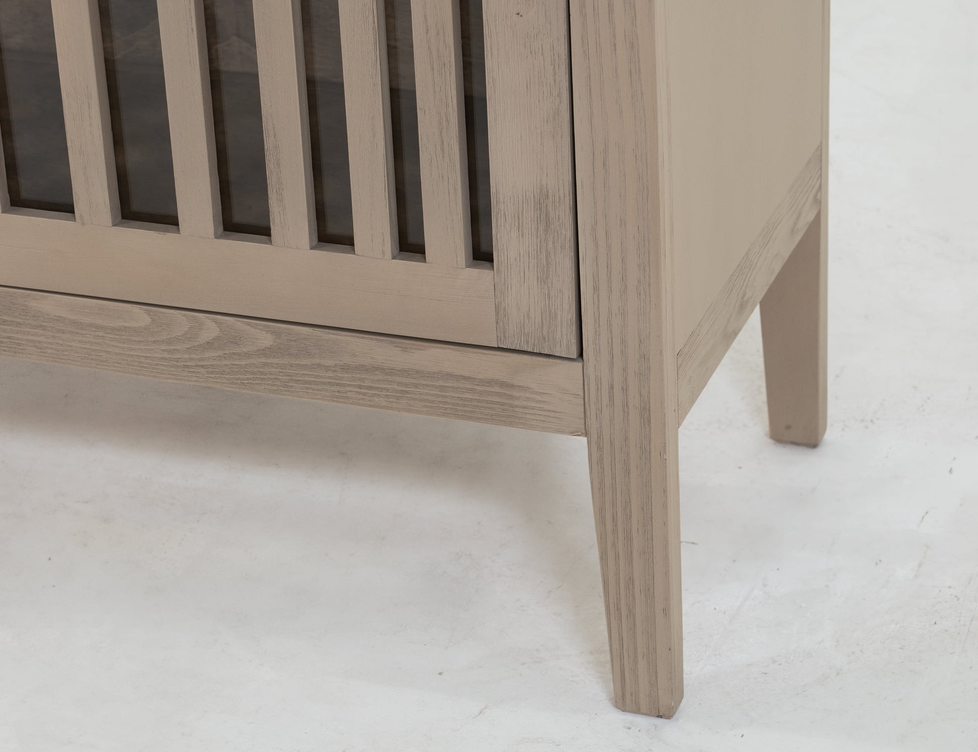 2 Door, 1 Shelf, Cosole - Sand Brown