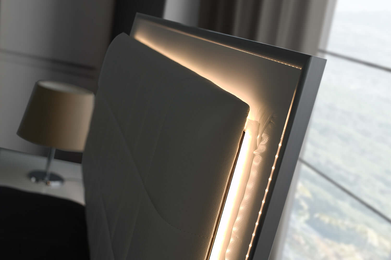 Giulia Mirror