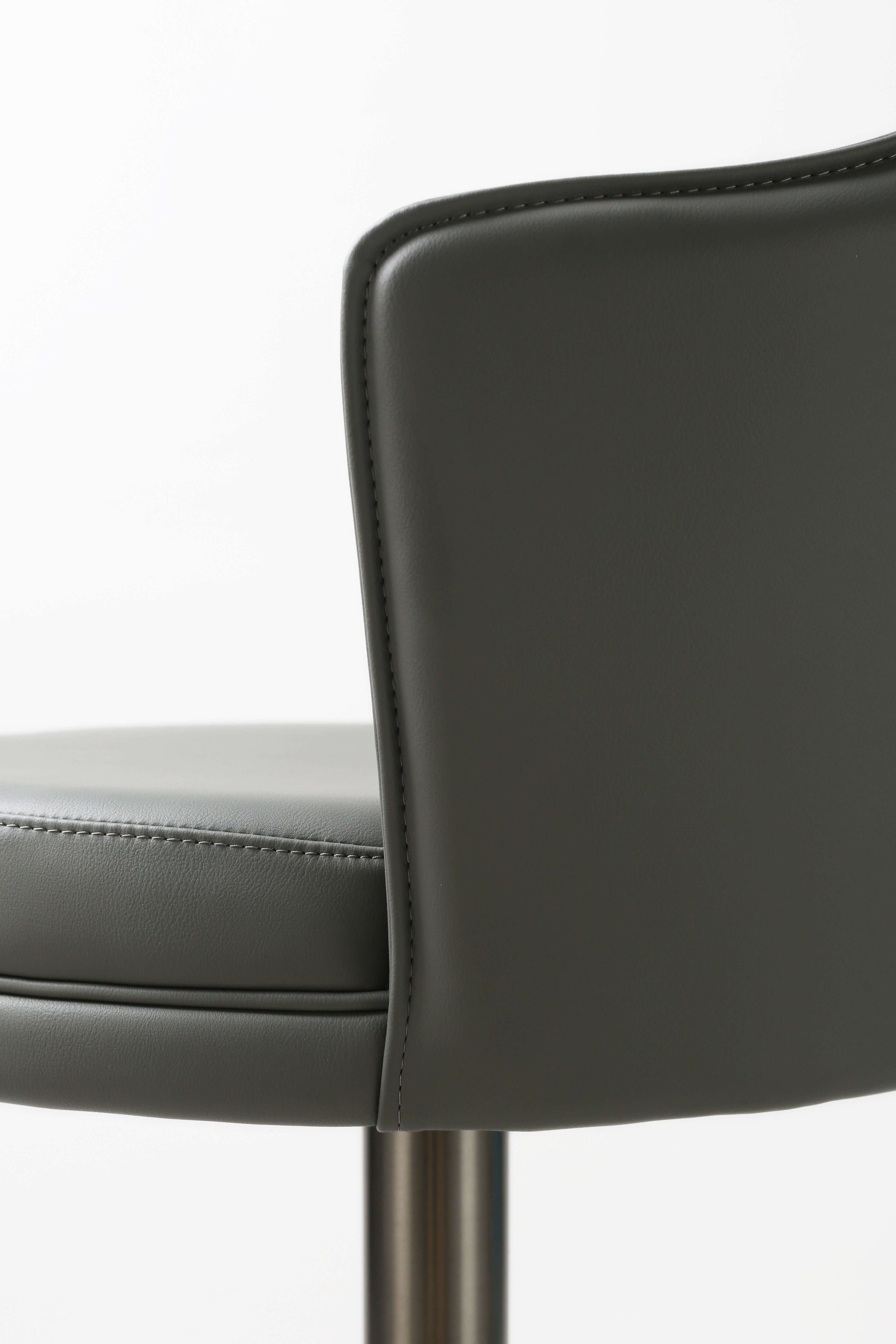 K C218A-53 Barstool