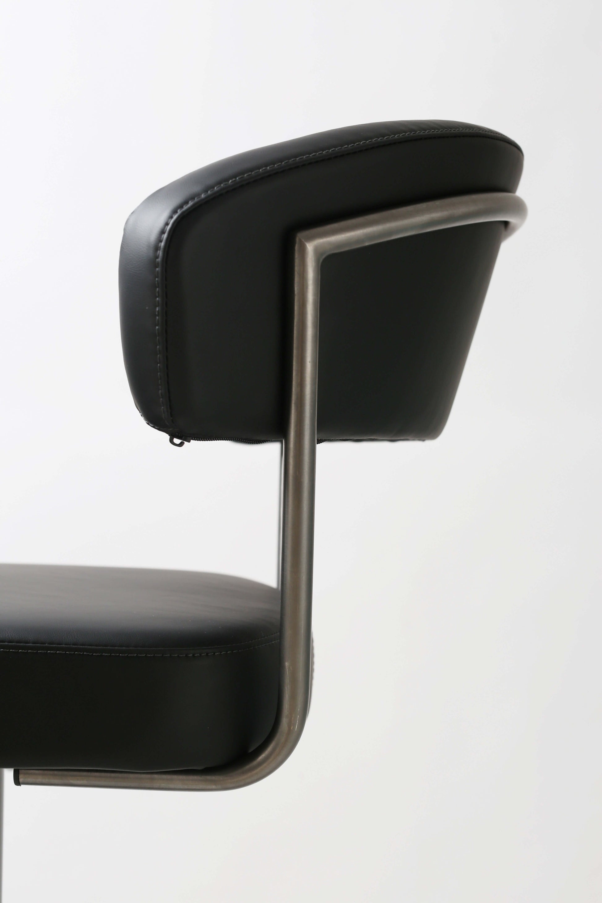 K C218A-930 Barstool