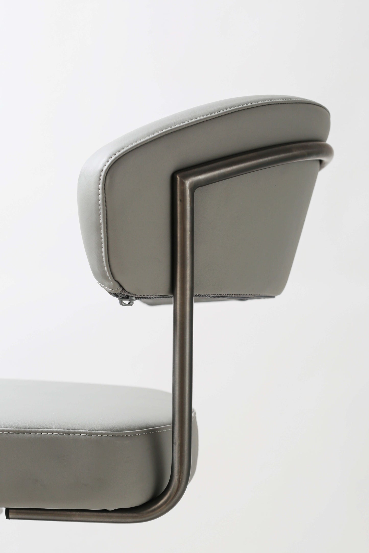 K C218A-930 Barstool