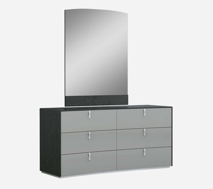 Vera Mirror